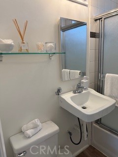 209 B Cypress B Property Photo 6