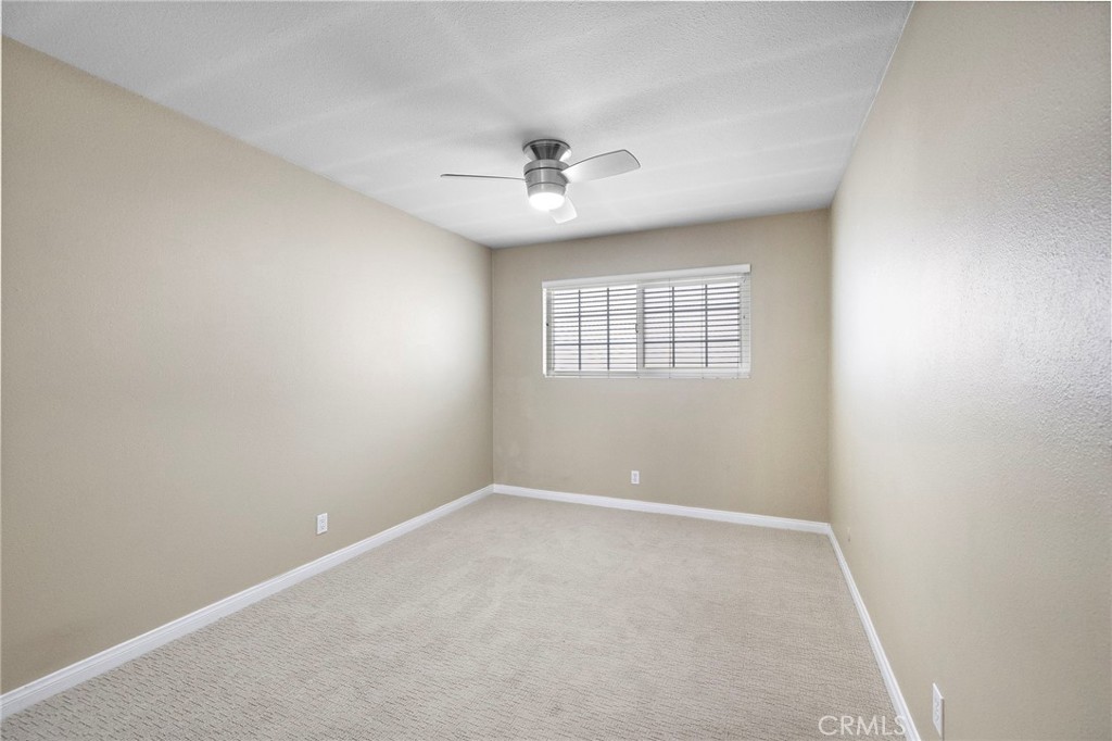 214 20th Street A Property Photo 11