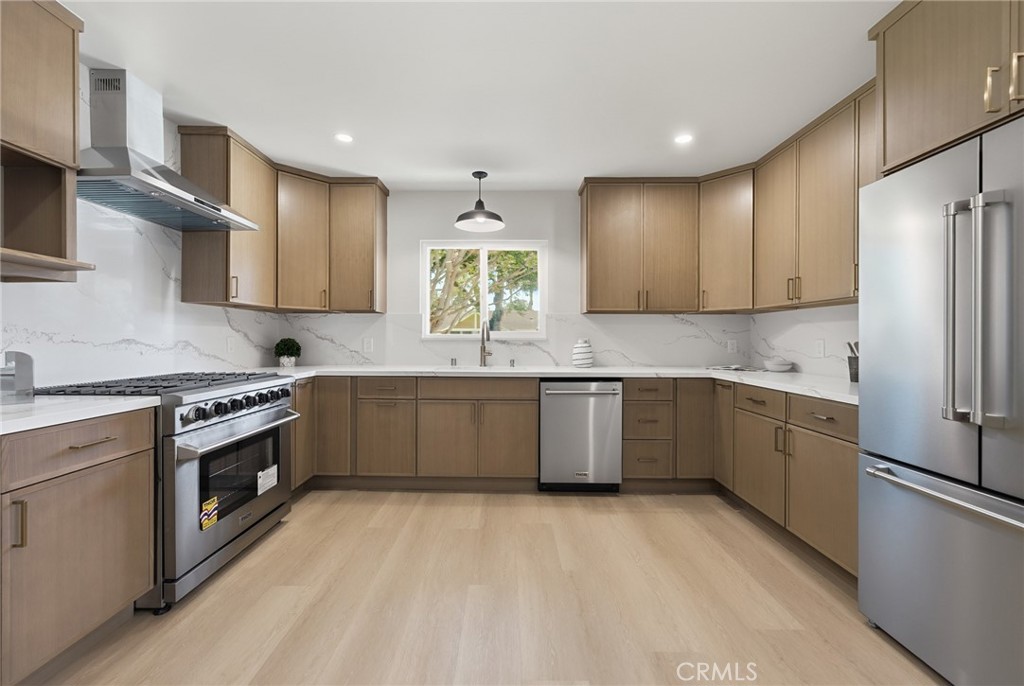 2116 Freeman Property Photo 6