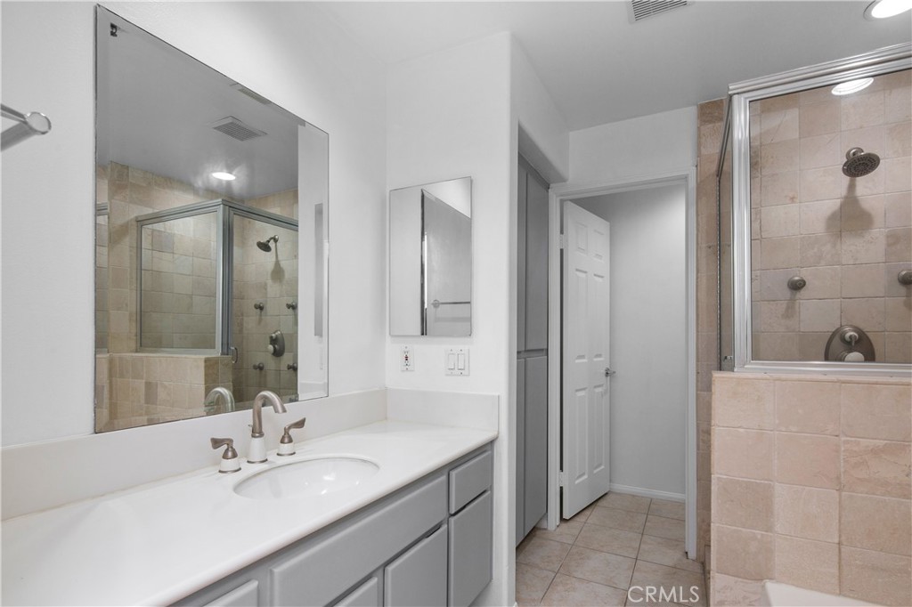 200 Pacific Coast Highway 416 Property Photo 12