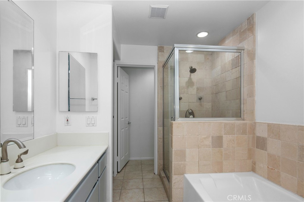 200 Pacific Coast Highway 416 Property Photo 13