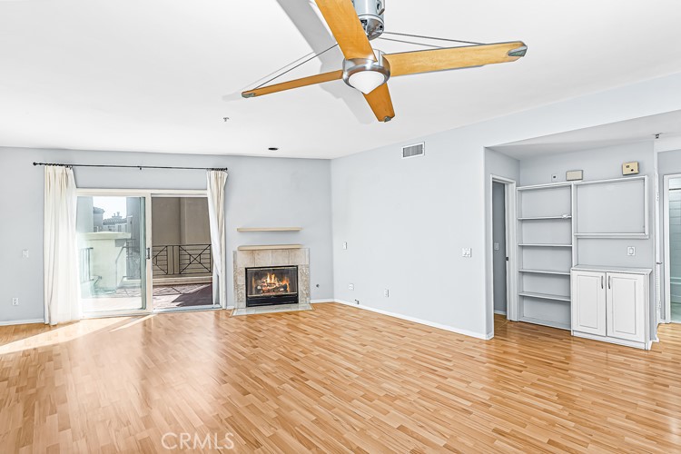200 Pacific Coast Highway 416 Property Photo 20