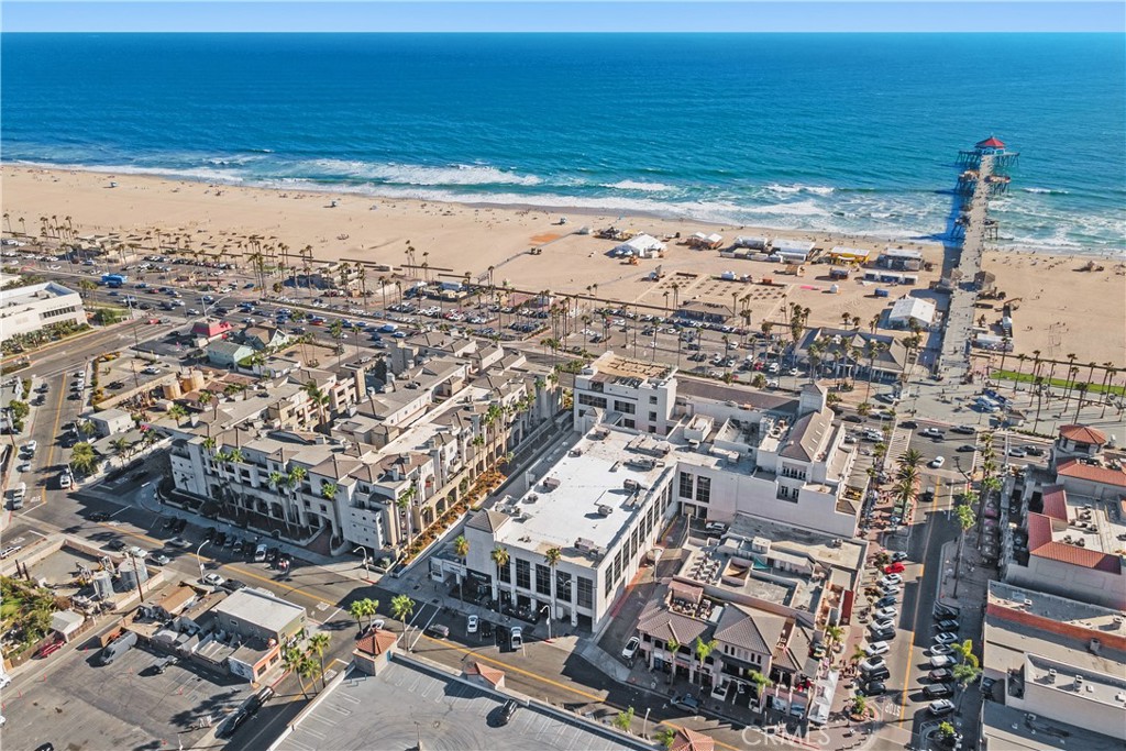200 Pacific Coast Highway 416 Property Photo 42