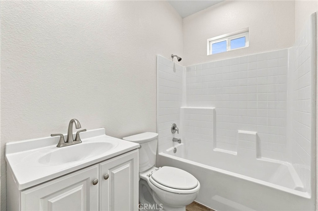 41015 W 41st West Property Photo 15