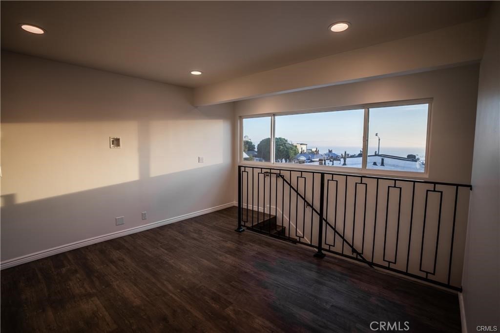 577 S Ramona #e Property Photo 9