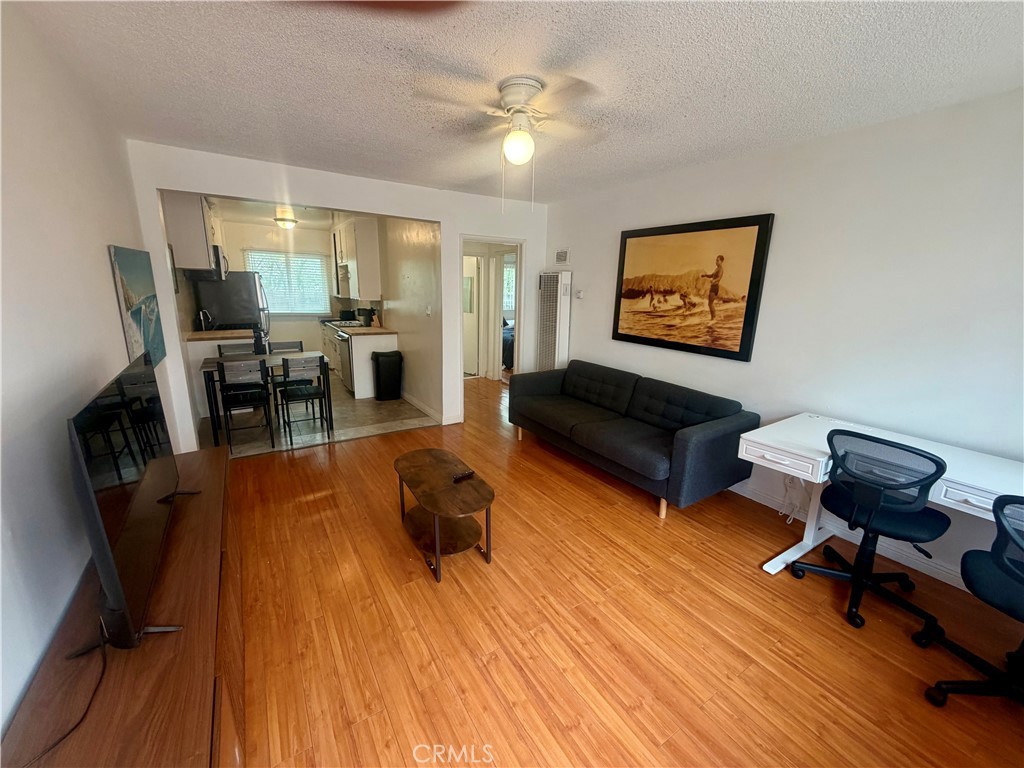 1945 17th Street Property Photo 3