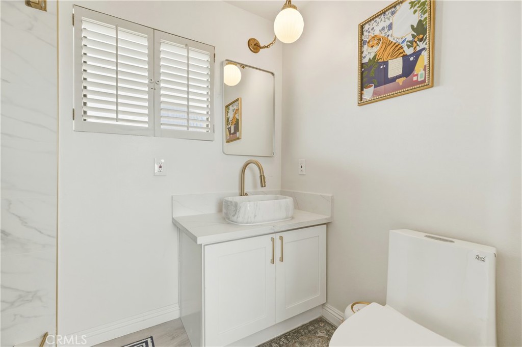 883 Katella Property Photo 34