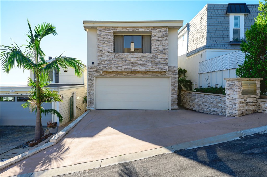 883 Katella Property Photo 44