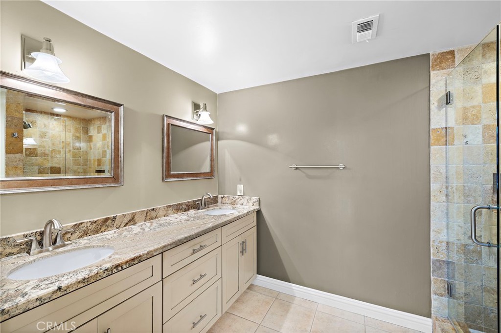 1585 S Coast 65 Property Photo 12