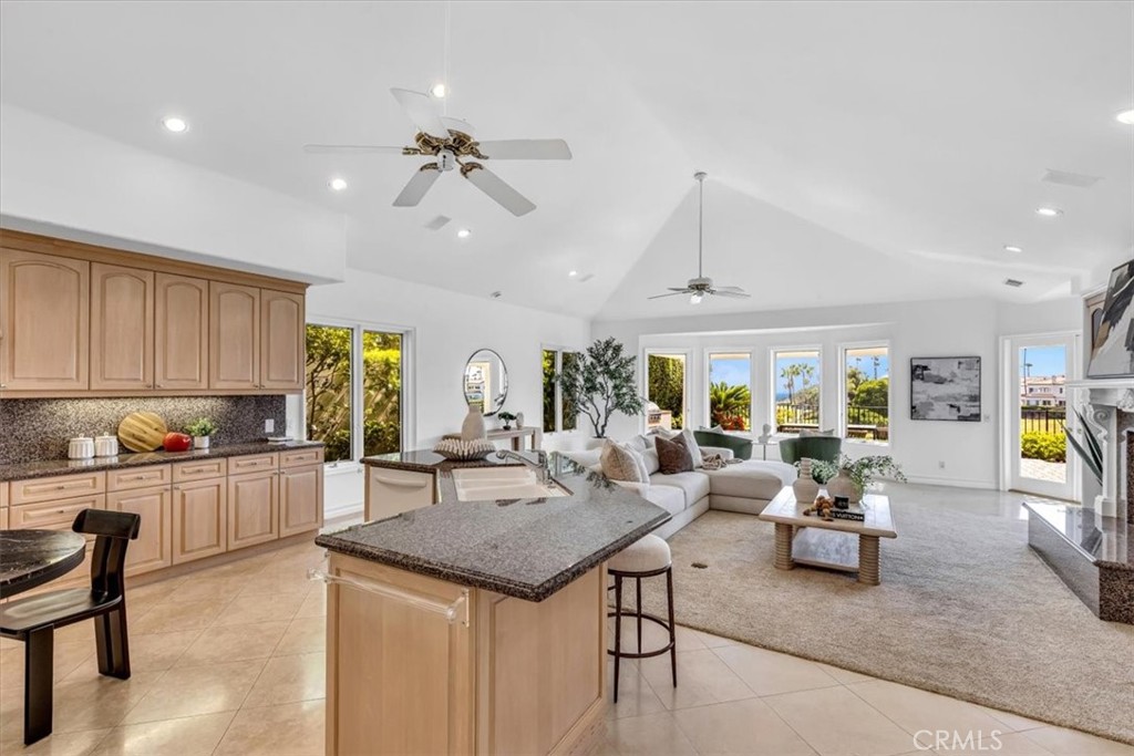 29 Marbella Property Photo 18