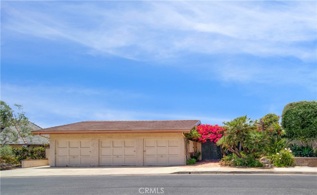 33761 Magellan Property Photo 2