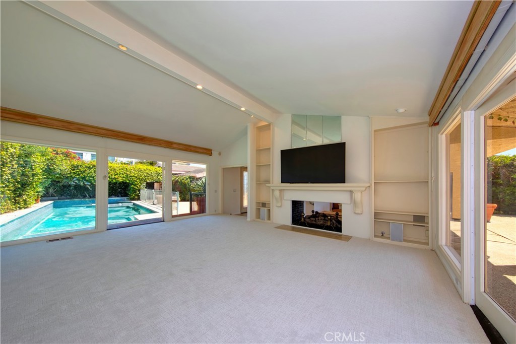 33761 Magellan Property Photo 4