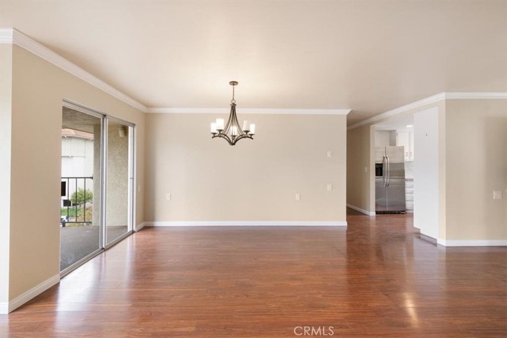 2391 Via Mariposa W 3e Property Photo 10