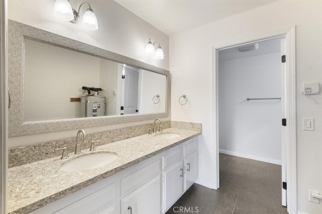 2391 Via Mariposa W 3e Property Photo 31