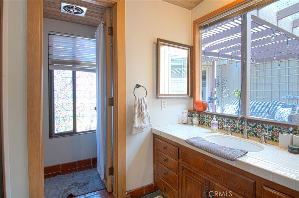 2209 Elden Avenue Property Photo 44