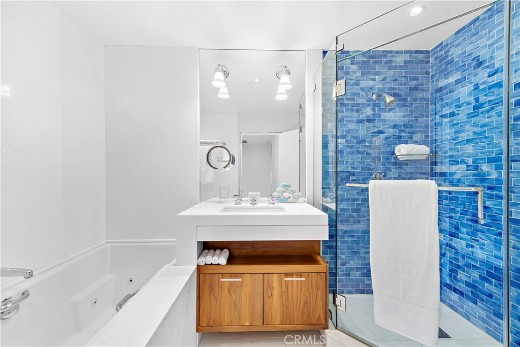 102 Blue Lagoon Property Photo 17