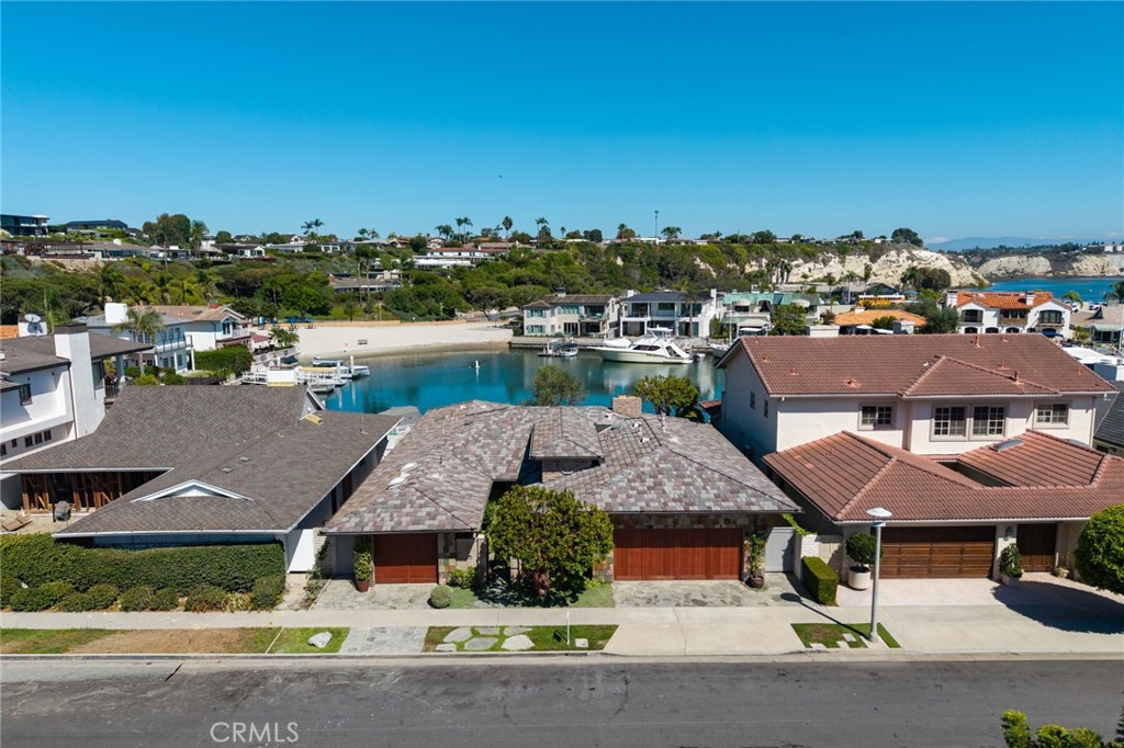 412 Evening Star Property Photo 3