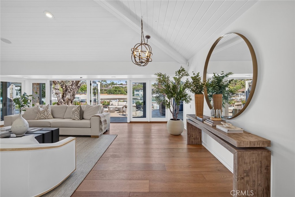 412 Evening Star Property Photo 10