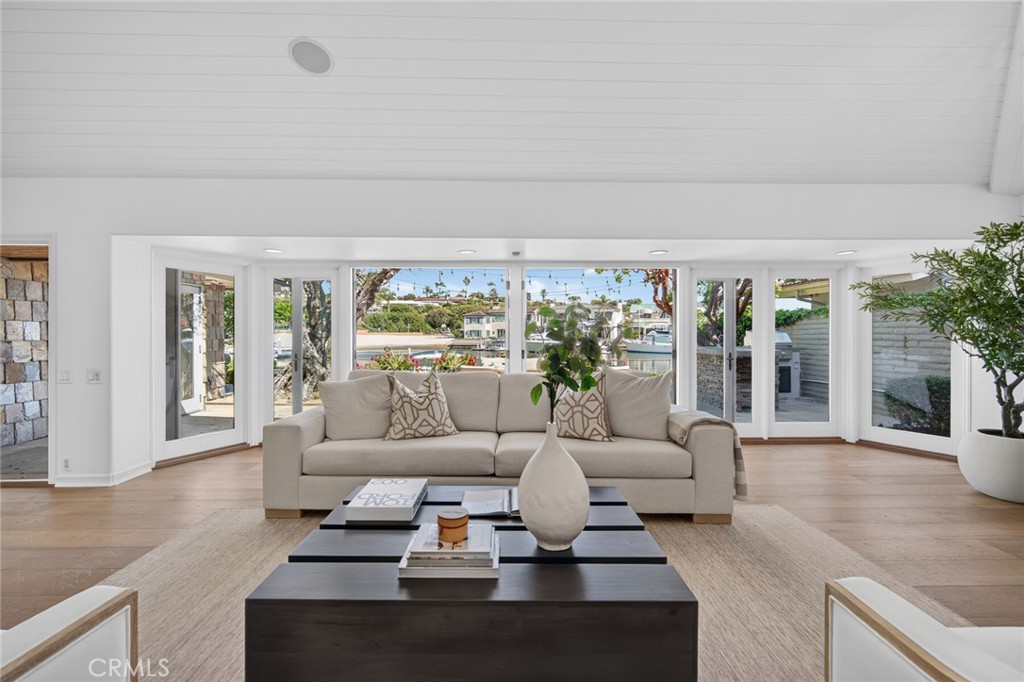 412 Evening Star Property Photo 11