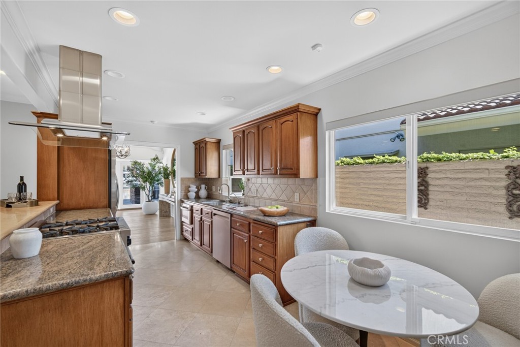 412 Evening Star Property Photo 28