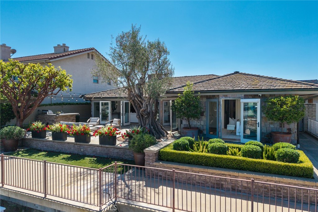 412 Evening Star Property Photo 57