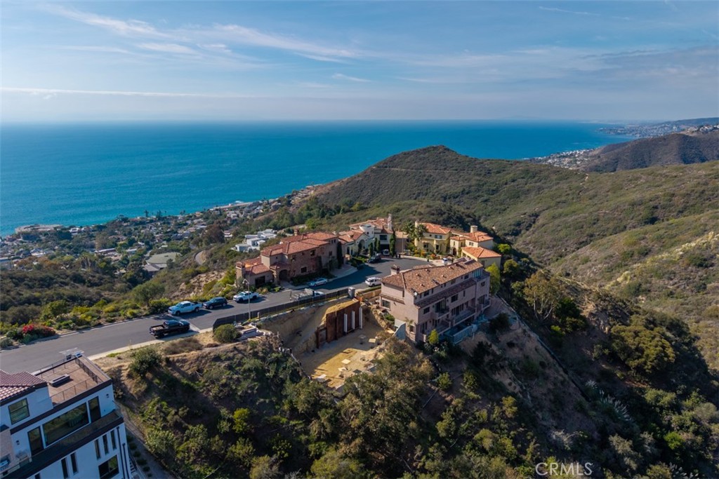 5 Le Conte Property Photo 3