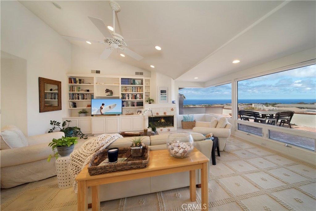 24101 Windward Property Photo 3