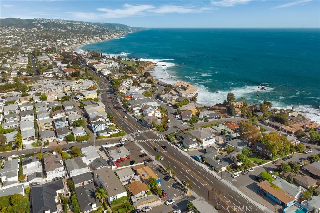 217 Wave Street Property Photo 1