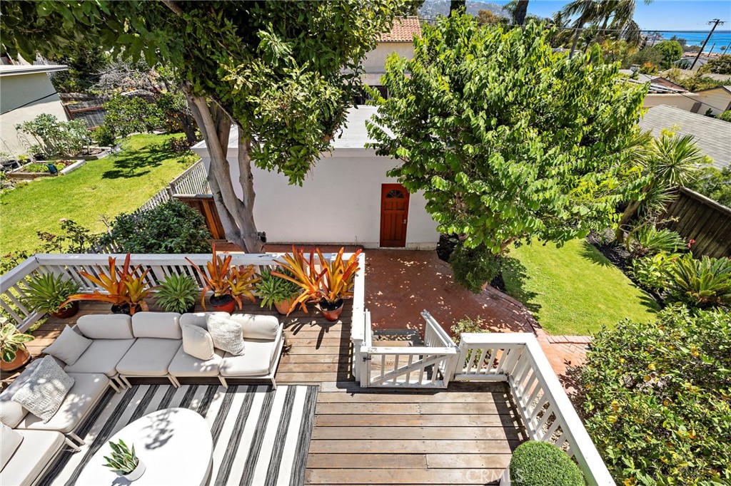 429 Aster Property Photo 32