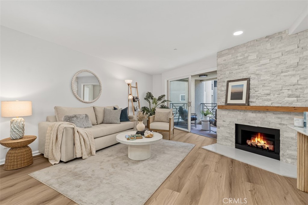 200 Pacific Coast Highway M50 Property Photo 1