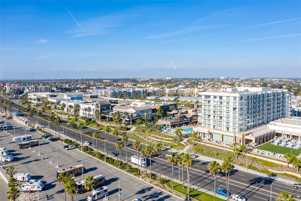 200 Pacific Coast Highway M50 Property Photo 39