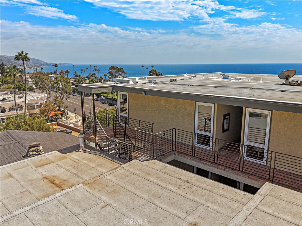 694 N Coast 5 Property Photo 17