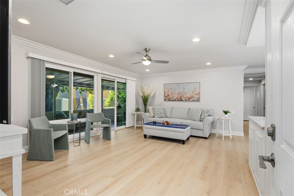 581 Avenida Majorca Q Property Photo 1