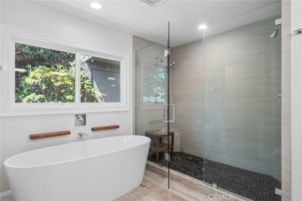 30841 Driftwood Drive Property Photo 18