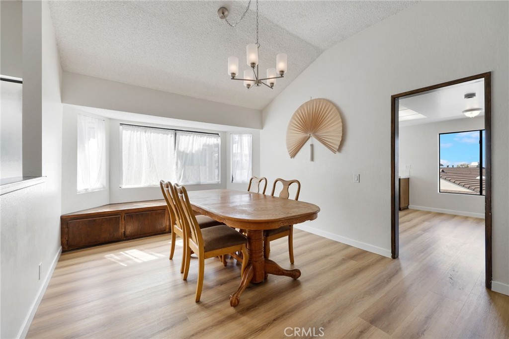 2475 Woodfield Property Photo 26