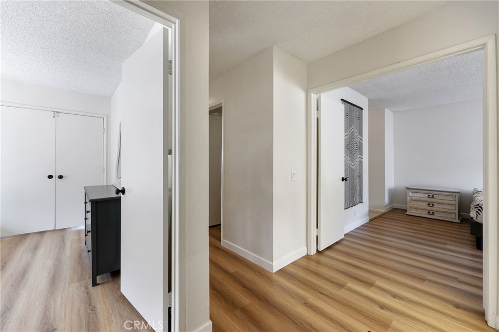 2475 Woodfield Property Photo 32