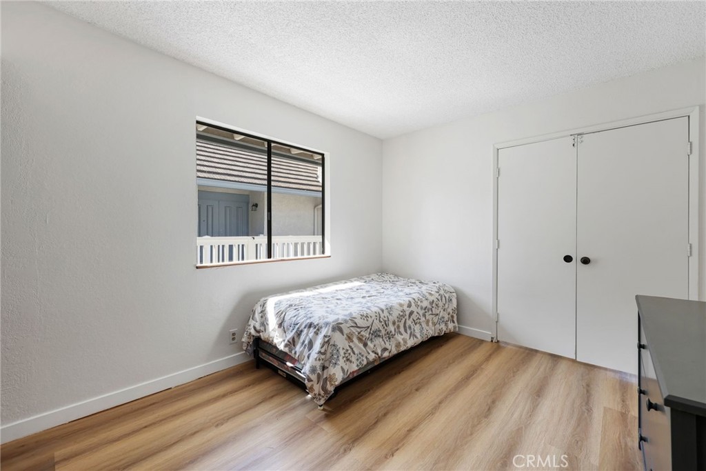 2475 Woodfield Property Photo 37