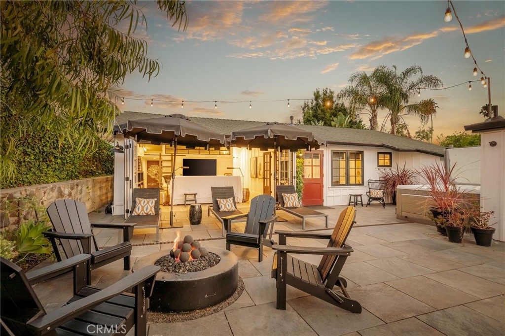 469 Oak Property Photo 42