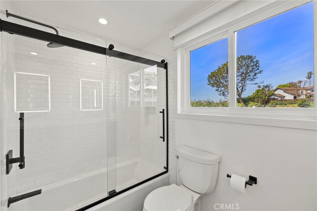 3121 Bern Drive Property Photo 28