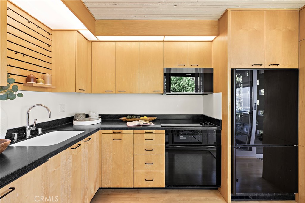401 Ledroit Property Photo 11