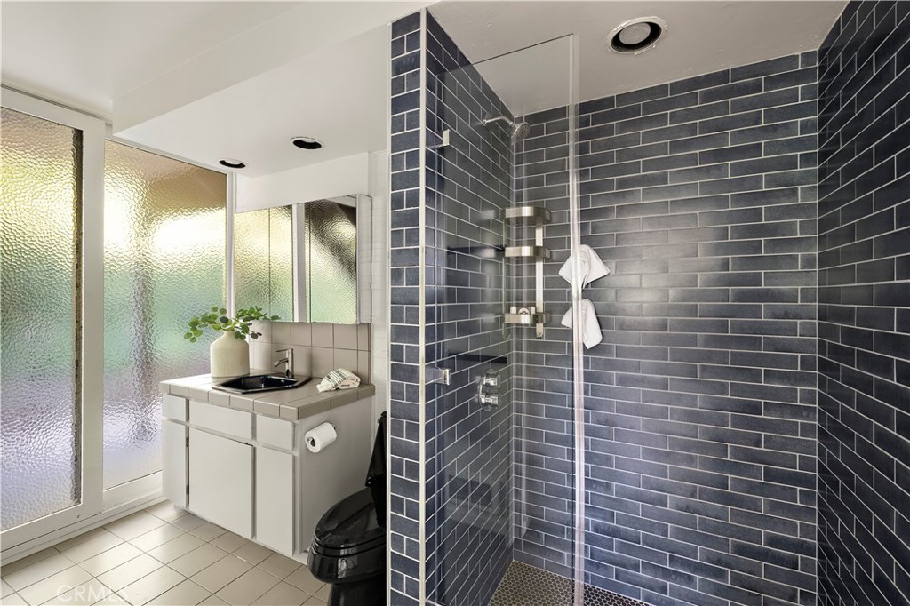 401 Ledroit Property Photo 22
