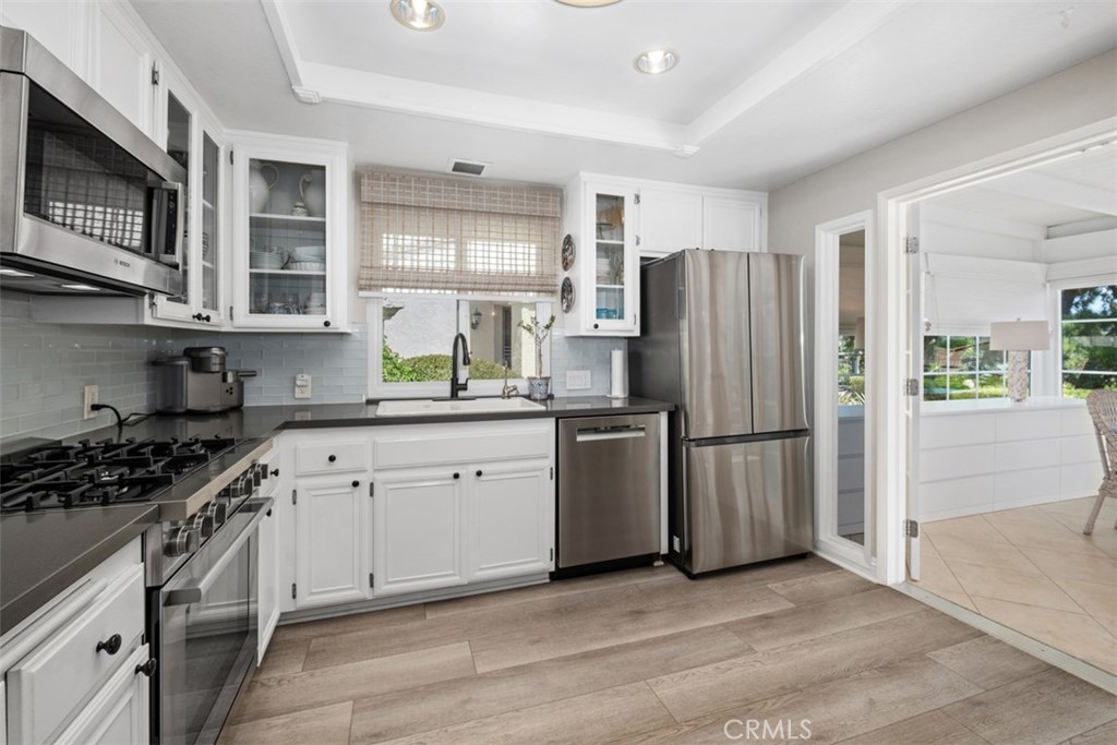 32452 Spyglass Court Property Photo 12