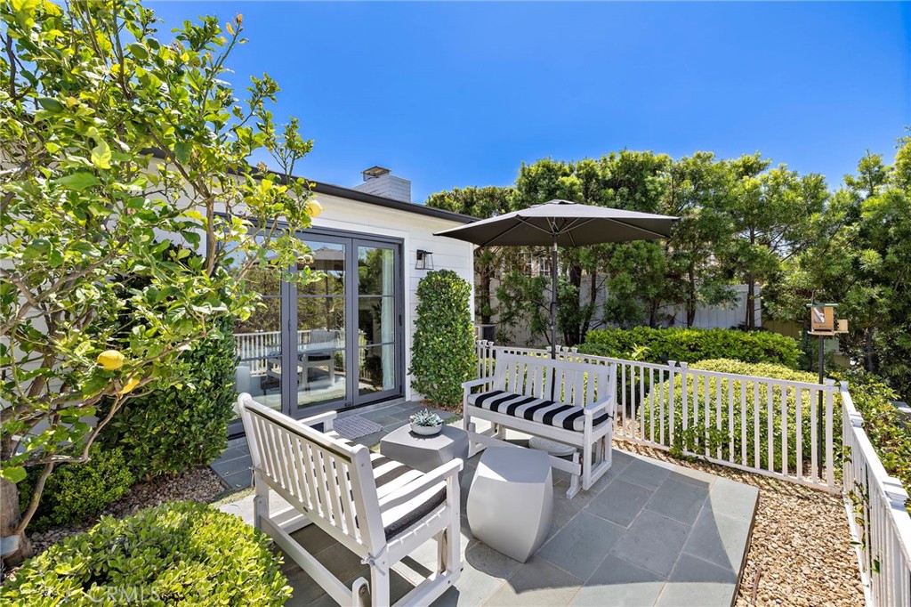 1680 Louise Property Photo 5