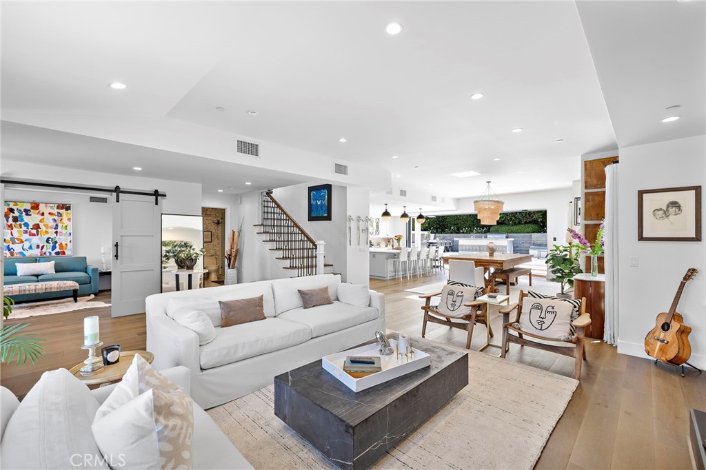 1680 Louise Property Photo 7