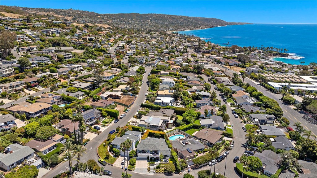 1680 Louise Property Photo 34