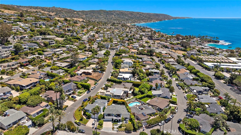 1680 Louise Property Photo 34