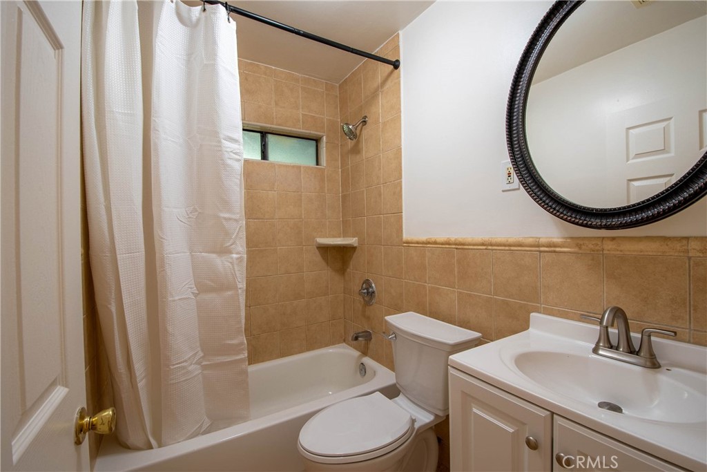 300 N Carmelo Property Photo 13