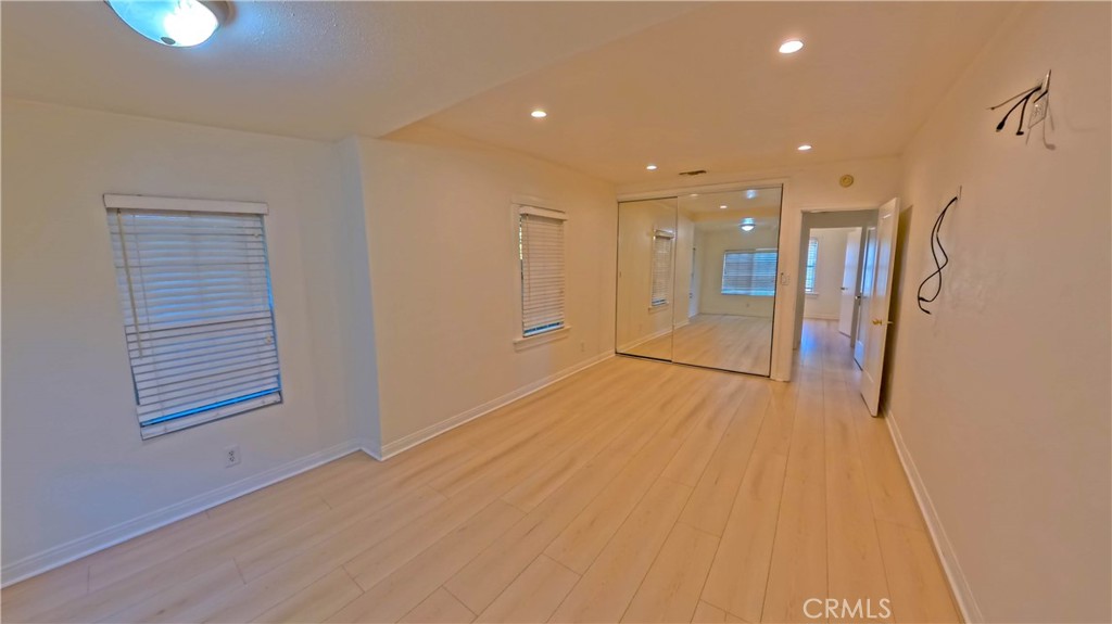 300 N Carmelo Property Photo 14