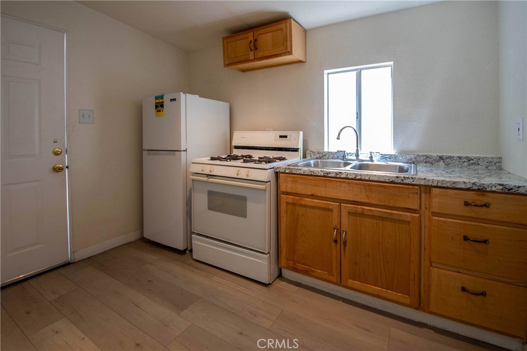300 N Carmelo Property Photo 20