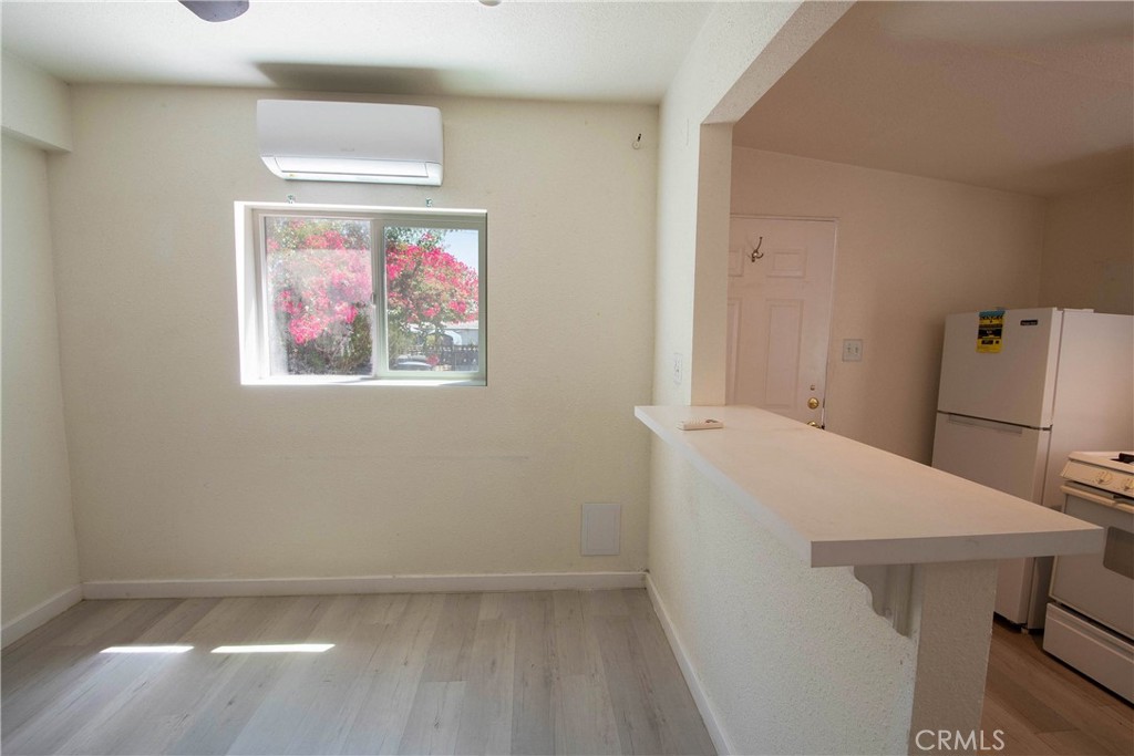 300 N Carmelo Property Photo 22